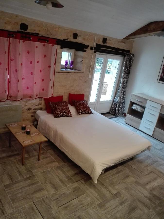 Les Rosiers Holiday home Chaunay